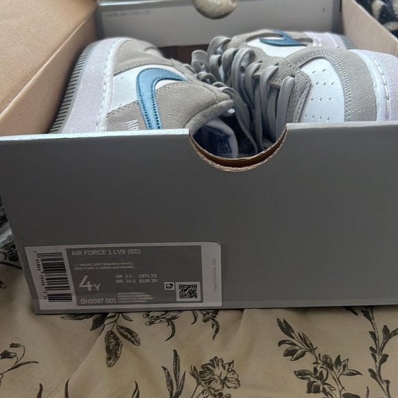 Air Force 1 LV8 Athletic club white grey (GS) - Picture 2 of 2